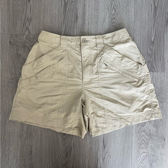 Royal Robbins Pants - Women’s Hiking Shorts Royal Robbins Size 6 Nylon Utility Travel Outdoor Pockets